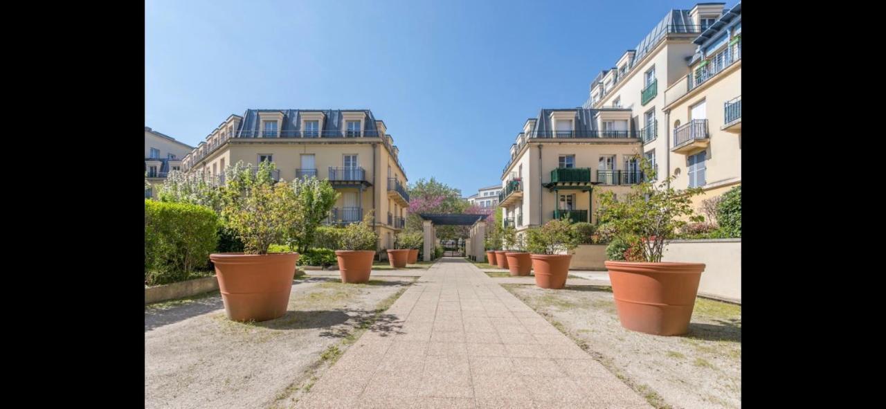 Disney, Sunny Comfortable 2 Bedrooms Family Apartment, 8 Pers, Wifi, Netflix Chessy  Exterior foto