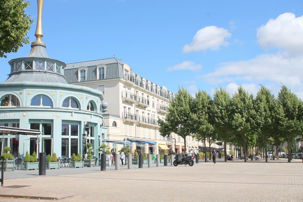 Disney, Sunny Comfortable 2 Bedrooms Family Apartment, 8 Pers, Wifi, Netflix Chessy  Exterior foto